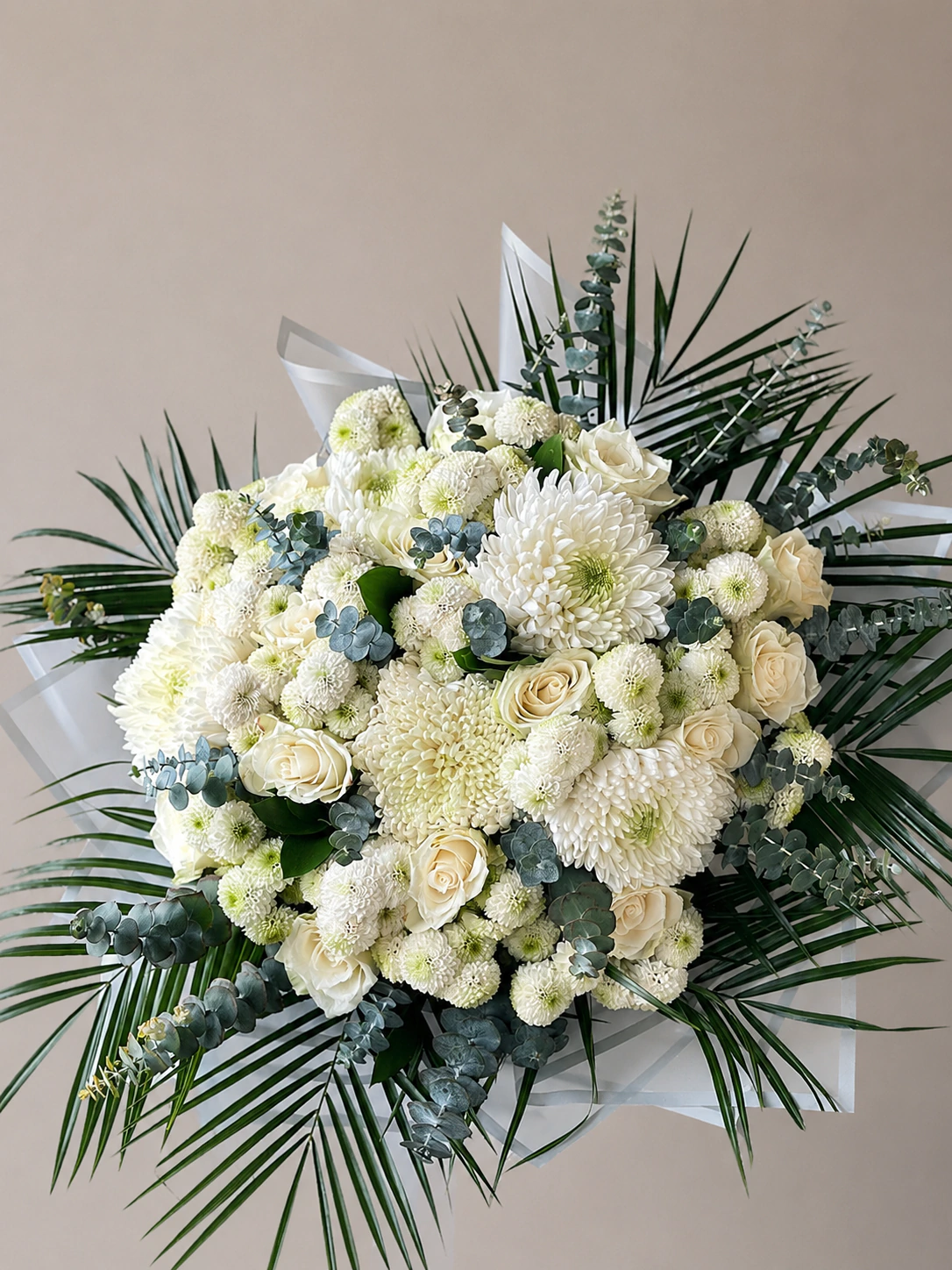 White Majeste Buketi