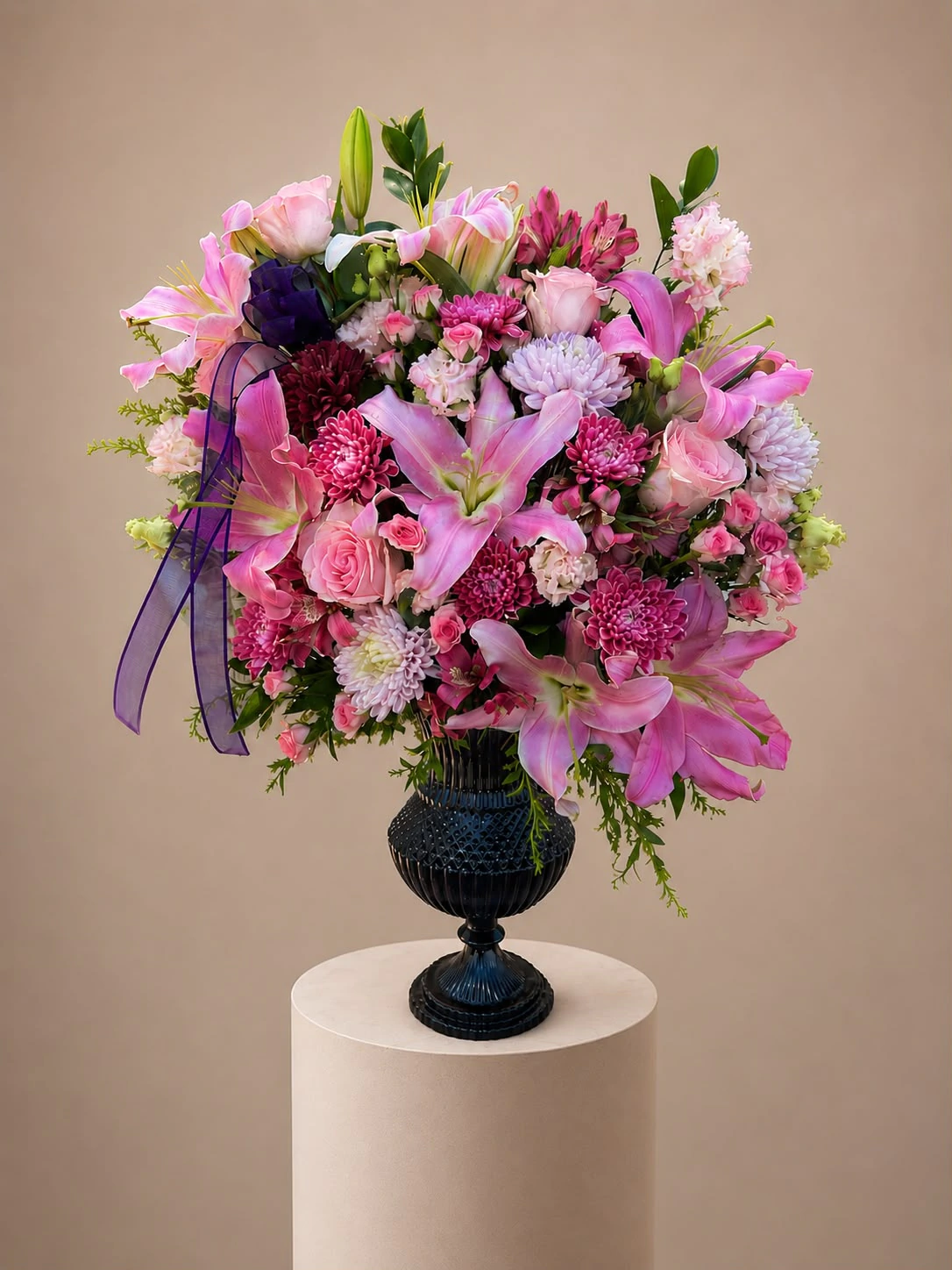 Premium Velvet Lily Aranjmanı